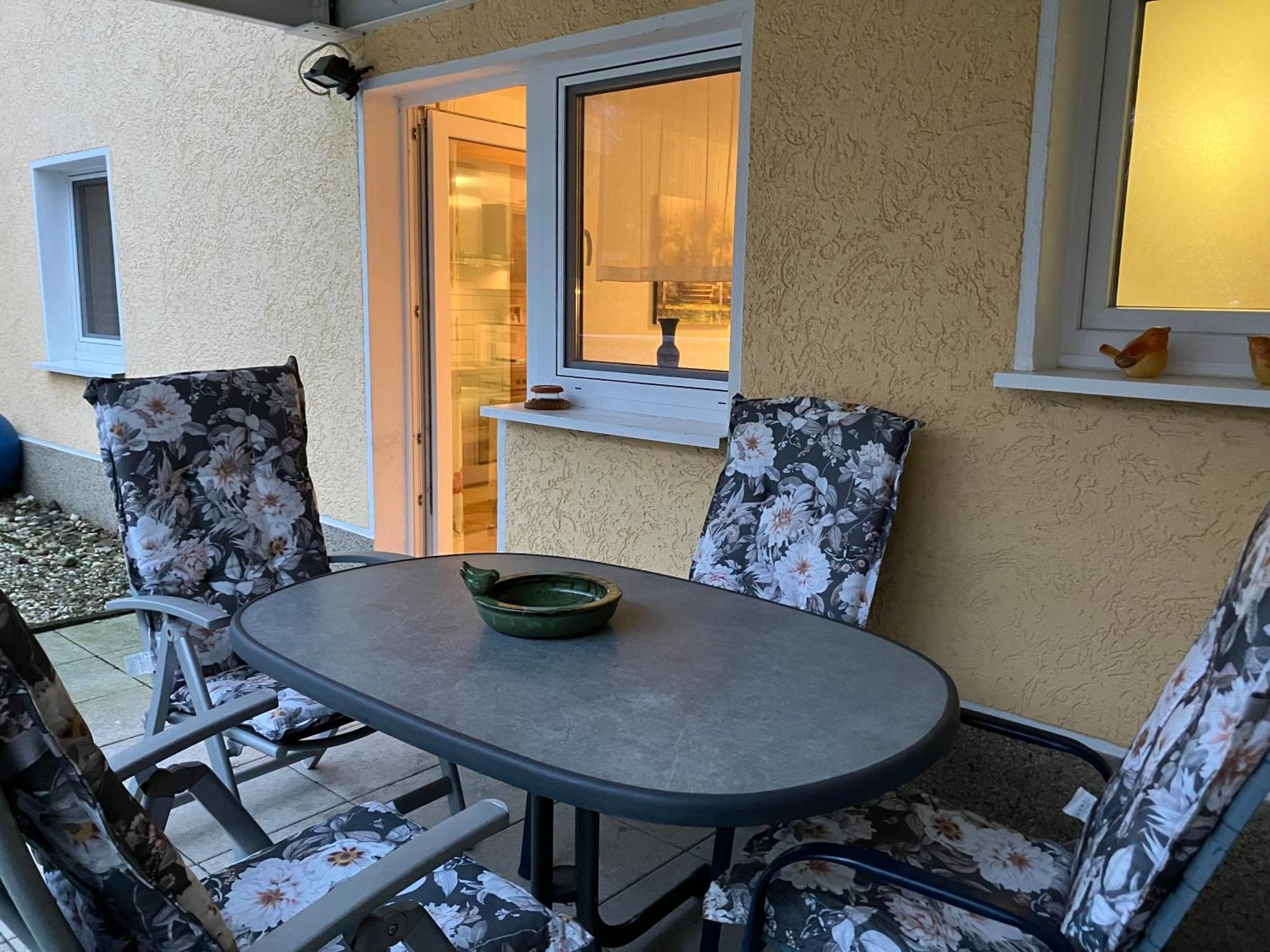 Ferienwohnung Im Gruenen Eg Mit Terrasse Herdecke Luaran gambar